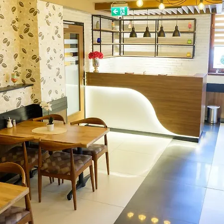 Отель Hotel Bremer Schlagd 4*